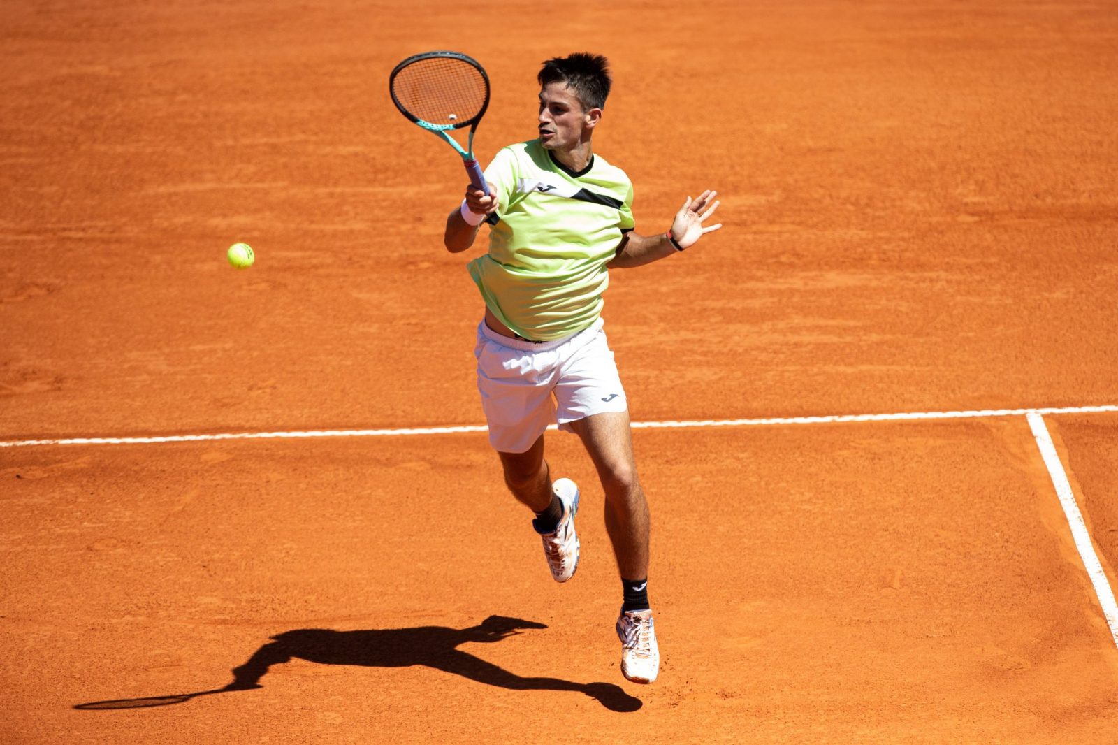 Navone se alzó con otro trascendente campeonato ayer y va por más.