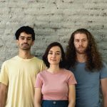 El disco de Guanaco trío sintetiza la búsqueda y los aprendizajes que sus integrantes han compartido en Argentina, expresados en una propuesta de folclore instrumental.