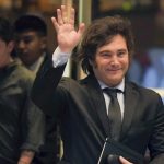 Javier Milei, el presidente libertario que asume en unas horas la conducción de Argentina.