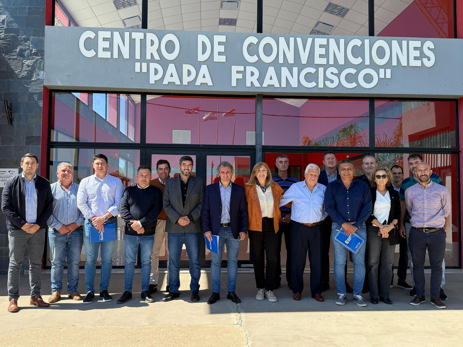 La Liga de Intendentes Justicialistas de Entre Ríos se reunió hoy en el Centro de Convenciones “Papa Francisco” de la ciudad de Villaguay.