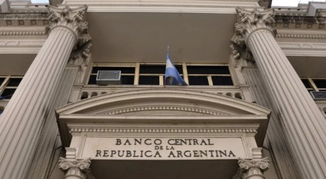 El BCRA advierte sobre el riesgo que puede frenar la baja de inflación