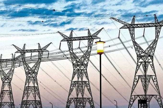 Milei vendió el control de la red eléctrica nacional por USD 356 millones