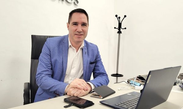 Damián Di Pace llega a Paraná: charla gratuita sobre economía e IA