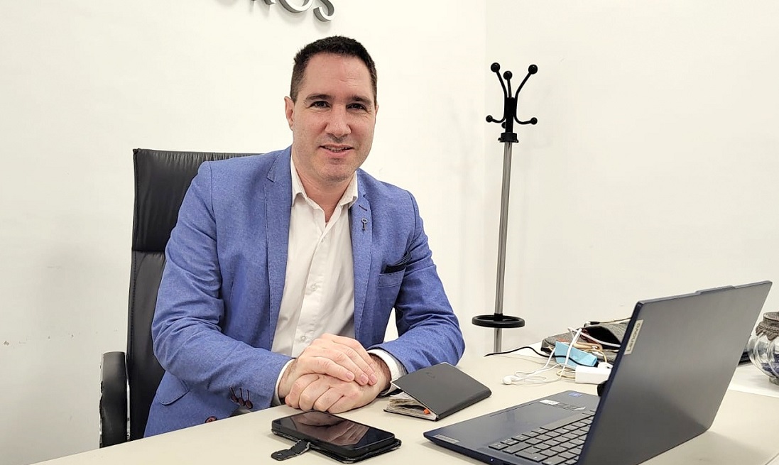 Damián Di Pace llega a Paraná: charla gratuita sobre economía e IA