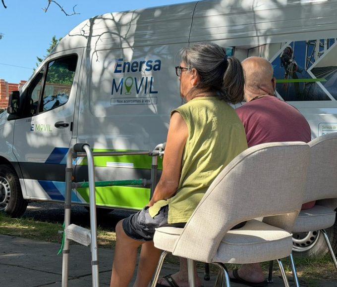 Enersa lleva su oficina móvil a Sauce de Luna: atención especial el jueves