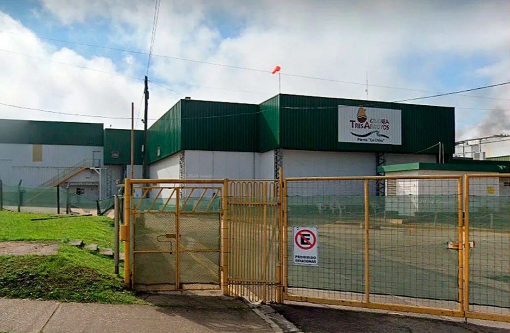 Granja Tres Arroyos cierra La China: 900 familias en vilo