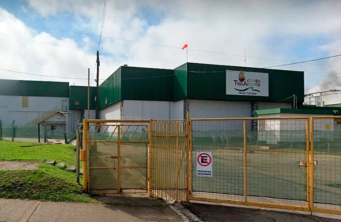 Granja Tres Arroyos cierra La China: 900 familias en vilo