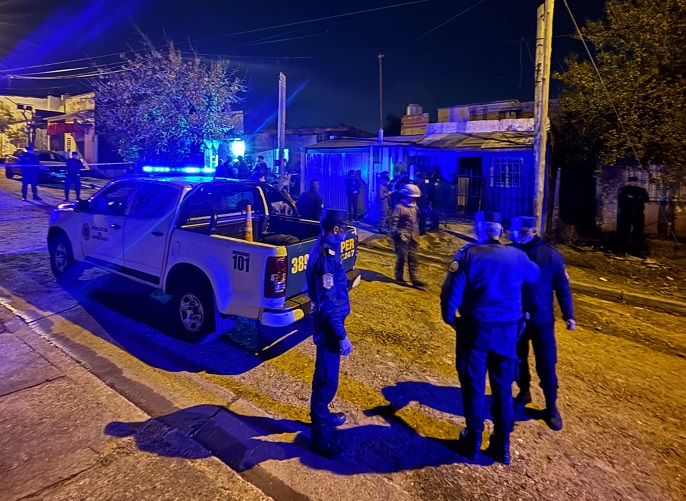 Segundo incendio fatal en una semana: hallaron colillas en la habitación