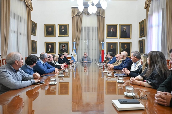 Frigerio manda su reforma jubilatoria: sube la edad a 65 años
