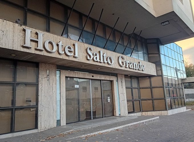 Hoteleros de Concordia: "Es un cementerio de locales en la peatonal"