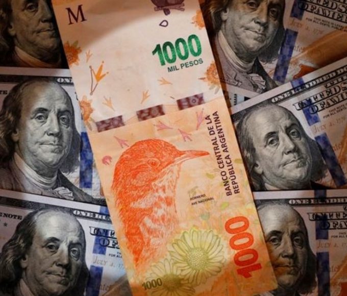 El peso le gana al dólar: se apreció 11% real mientras el Central compra divisas