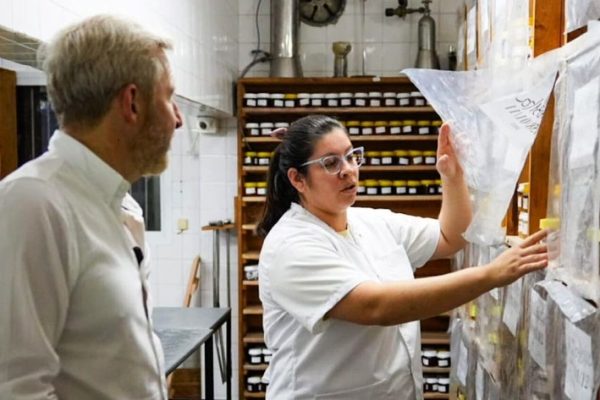 Entre Ríos hizo historia: primer embarque de miel a Europa sin aranceles