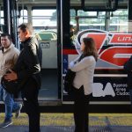 La inflación bajó en abril pero sigue empujada por el efecto arrastre de marzo