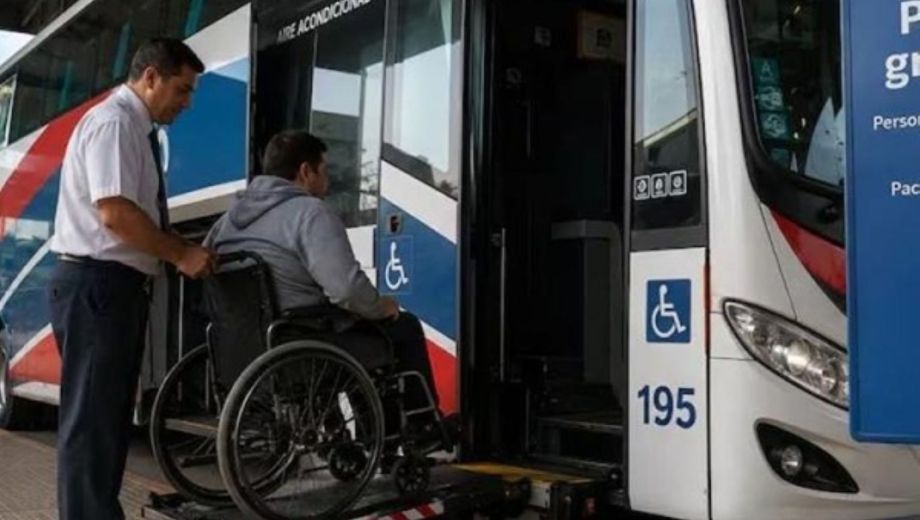 Cresto le pide a Frigerio un fondo urgente para salvar los pasajes gratis