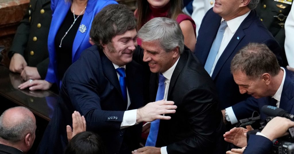 Riesgo país rompe la barrera de 500 puntos: el dato que alegra a Milei