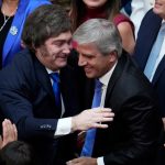 Riesgo país rompe la barrera de 500 puntos: el dato que alegra a Milei