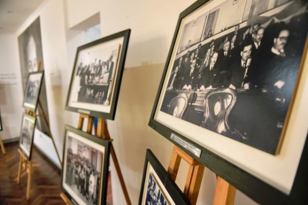 La muestra que recorre Entre Rios con fotos ineditas de Eva Peron