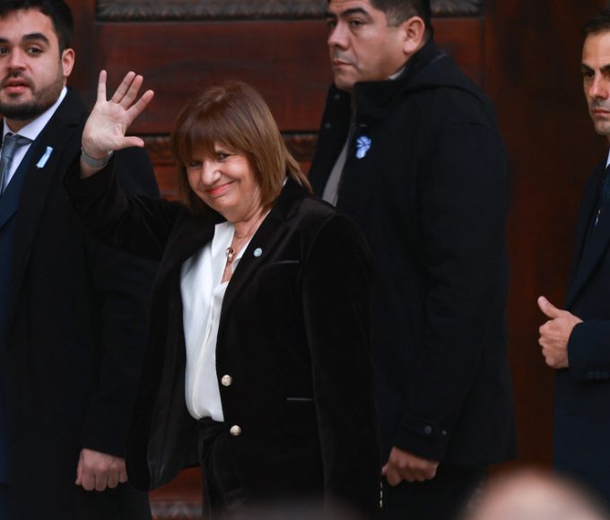 El detalle que desnudo la interna: Karina Milei dejo afuera del Cabildo a Bullrich