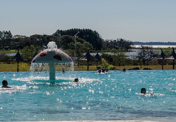 Federación lanza descuentos de hasta 50% en termas para salvar la temporada
