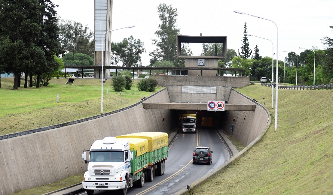 Bitrenes en el Túnel Subfluvial: la prueba nocturna que podría cambiar todo