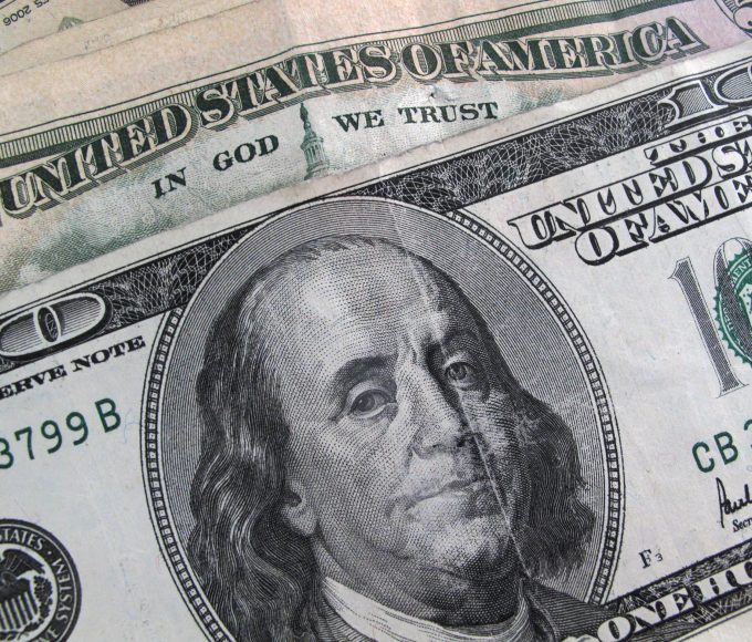 El dólar tocó su precio más alto desde febrero: ¿hasta dónde puede llegar?