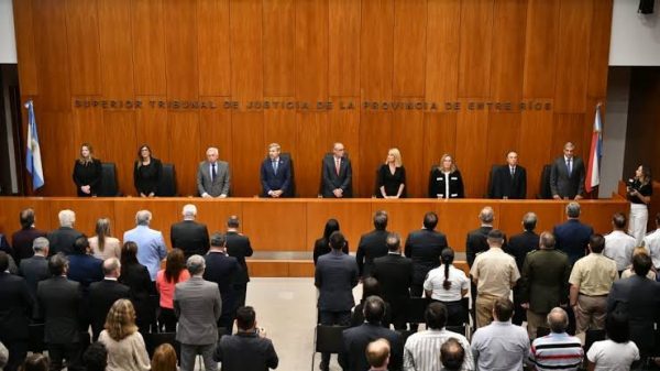 Medida cautelar busca frenar la reforma jubilatoria hasta consultar al pueblo
