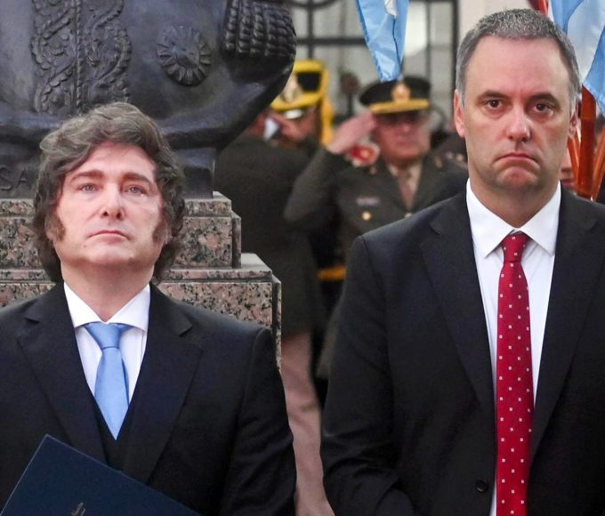 Adorni bajo el radar: el giro silencioso del vocero presidencial