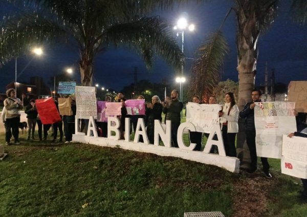 Clases en el kiosco y la biblioteca: el drama de la escuela Artigas de Concordia