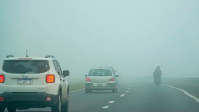 Alerta por bancos de niebla en toda Entre Ríos: las rutas que hay que evitar