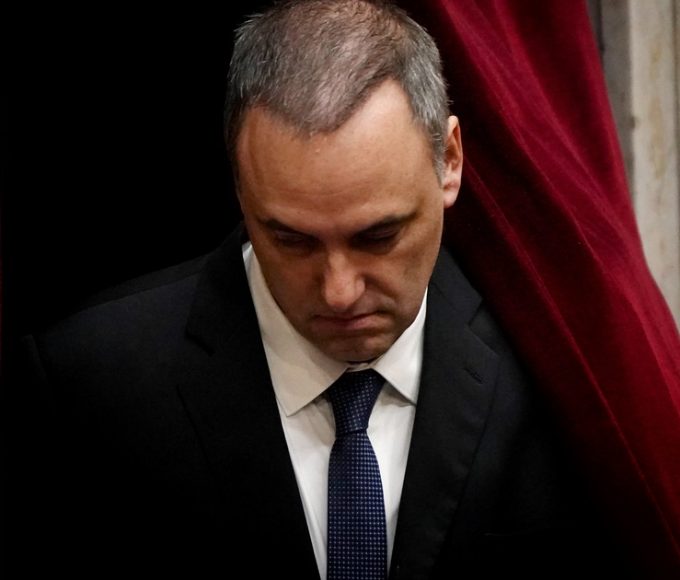 Adorni en la cuerda floja: el PRO y la UCR definen su suerte