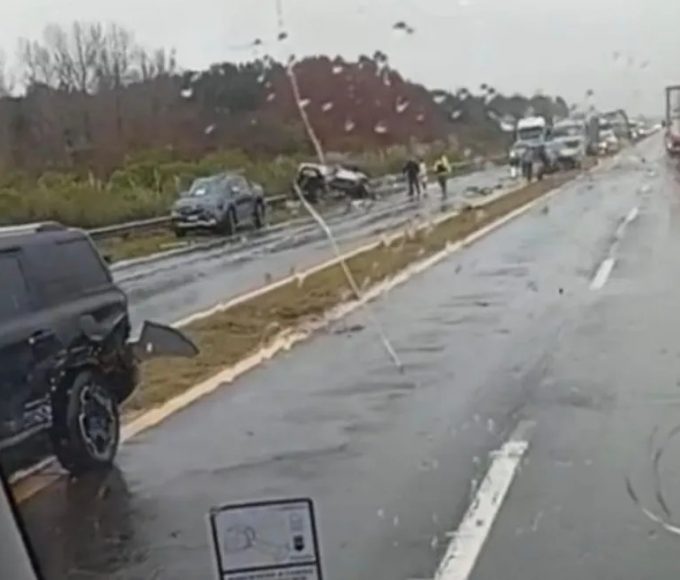 Cuatro muertos en choque múltiple sobre la Ruta 12 en Isla Talavera