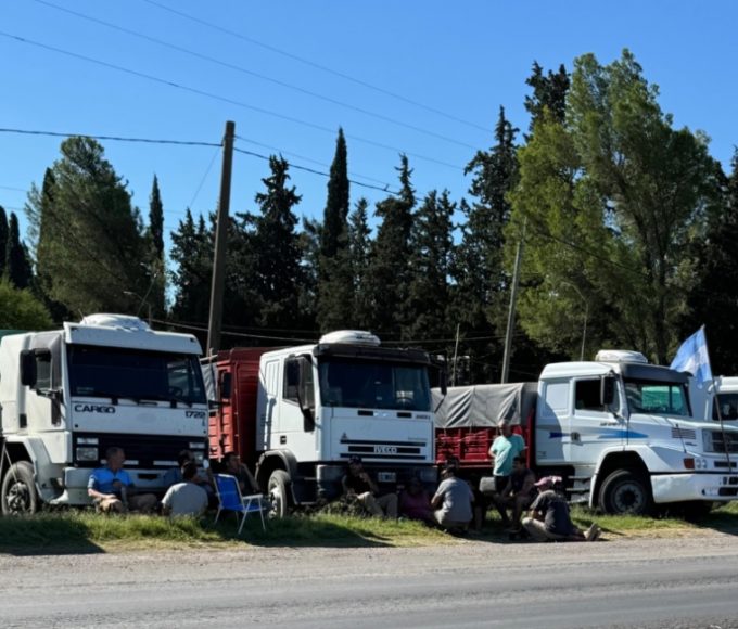 Gasoil congelado: el respiro que no alcanza para frenar la sangría del transporte