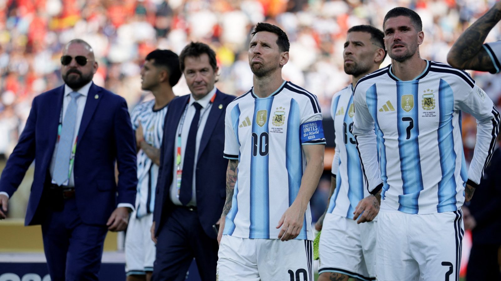 El "GRACIAS" pintado en Ezeiza que espera a la Selección tras la final perdida