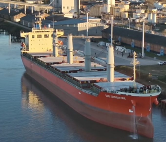 Concepción del Uruguay exportó por primera vez harina de soja no modificada