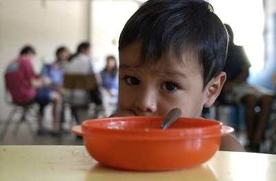 El Gobierno de Entre Ríos defendió la licitación para comedores escolares