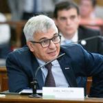El senador que impulsa la reforma previsional ya tramita su jubilación