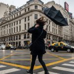 Alertas por tormentas, vientos y nevadas en 12 provincias este martes