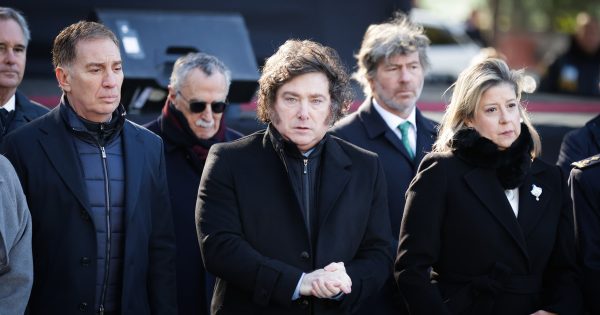 Milei lleva a Frigerio y a una docena de gobernadores a Tucumán