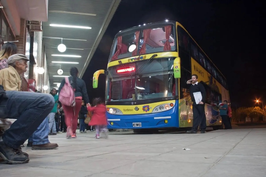 El Gobierno cambió las reglas de seguros para el transporte de pasajeros