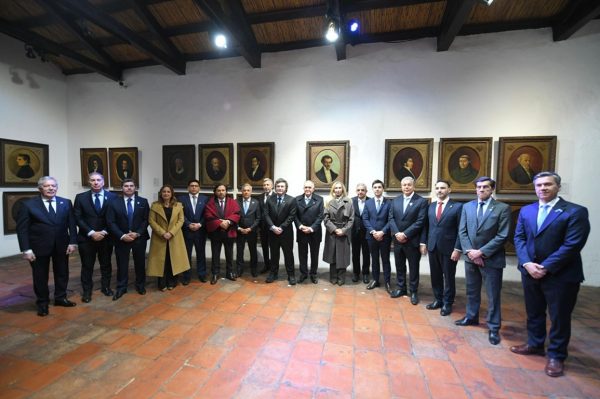 Los fondos nacionales a provincias cayeron 61,8%: Entre Ríos, entre las más favorecidas