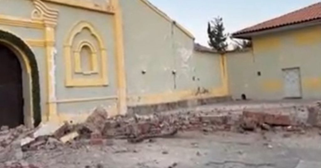 Sismo en Perú: cinco muertos y más de 300 damnificados en los Andes
