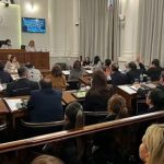 Con tensión en la calle y dos votos del PJ, el Senado aprobó la reforma jubilatoria