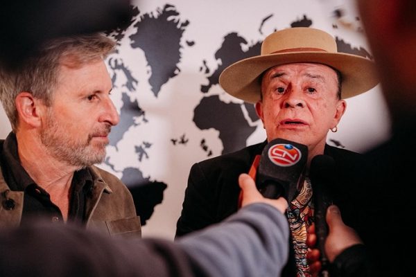 Tarragó Ros donó 'El Alma Entrerriana' y Frigerio lo llamó legado invaluable