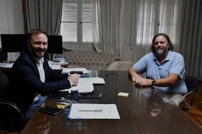 "Sin un gramo de humanidad": la dura crítica por cómo despidieron a empleados municipales