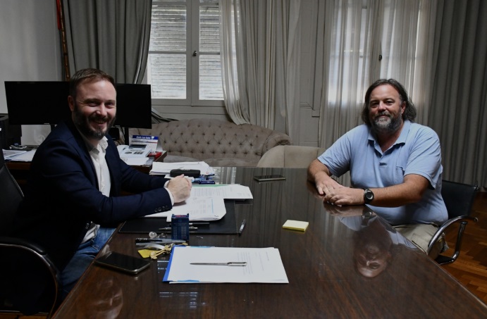"Sin un gramo de humanidad": la dura crítica por cómo despidieron a empleados municipales
