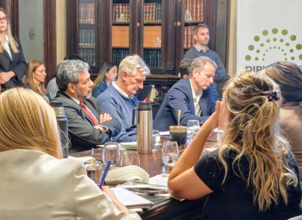 Ingenieros peritos de Entre Ríos rechazan el tope en la reforma laboral