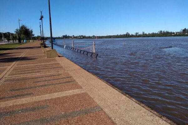 El río Uruguay volverá a subir, pero sin llegar al nivel de alerta